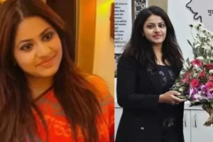 Is an IAS Officer a VIP?