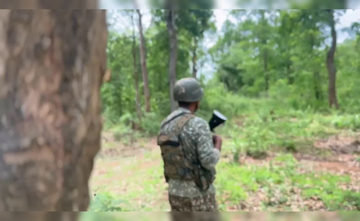 Maoists at the Edge
