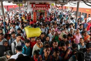 Transport Crises and Their Economic Lessons