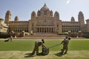 Royal Heritage and Democratic Ethics