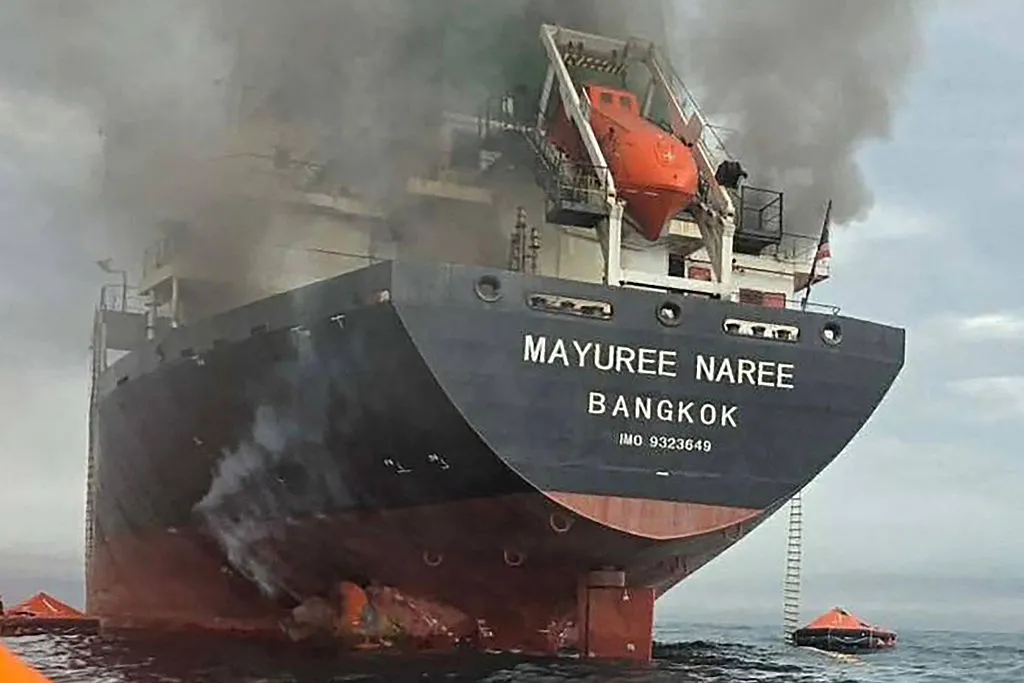 Neutral Merchant Ships under International Law