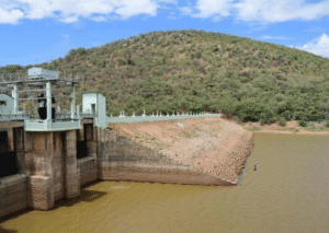 Ponnaniyar Dam